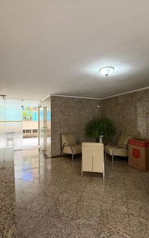 Apartamento à venda com 81m², 2 quartos e sem vaga