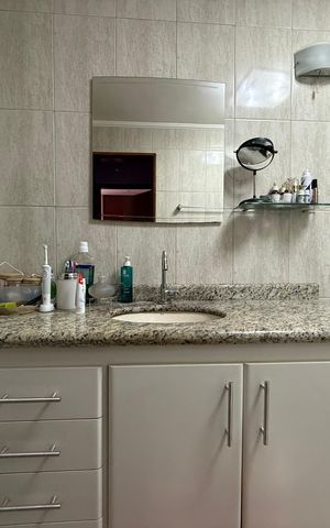 Apartamento à venda com 81m², 2 quartos e sem vaga