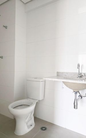 Studio para alugar com 32m², 0 quarto e 1 vaga Studio para alugar com 32m², 0 quarto e 1 vagaBanheiro Social