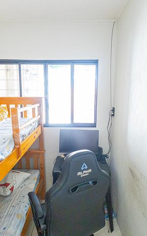 Casa à venda com 149m², 3 quartos e 3 vagas Casa à venda com 149m², 3 quartos e 3 vagasQuarto 1 ( Casa 02)