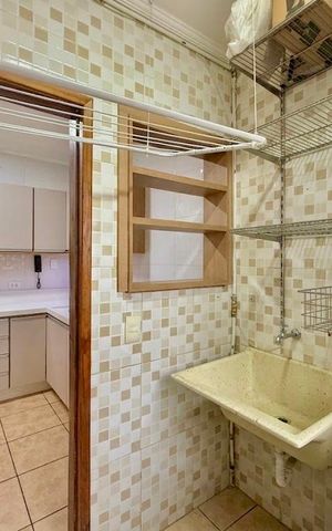 Apartamento à venda com 77m², 3 quartos e 1 vaga Apartamento à venda com 77m², 3 quartos e 1 vagaÁrea de Serviço