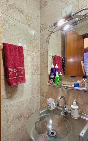 Apartamento à venda com 77m², 3 quartos e 1 vaga Apartamento à venda com 77m², 3 quartos e 1 vagaBanheiro 2