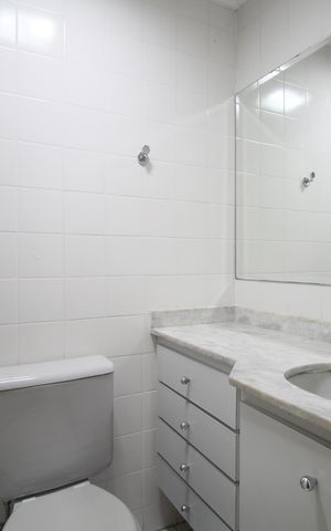 Apartamento à venda com 62m², 2 quartos e 2 vagasBanheiro