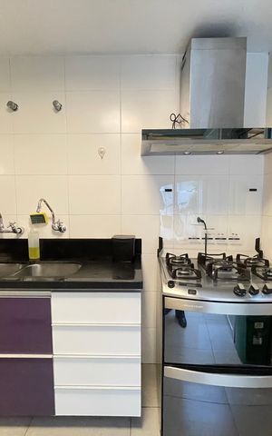 Casa para alugar com 220m², 4 quartos e 2 vagas Casa para alugar com 220m², 4 quartos e 2 vagasCozinha