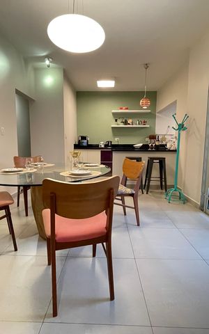 Casa para alugar com 220m², 4 quartos e 2 vagas Casa para alugar com 220m², 4 quartos e 2 vagasSala