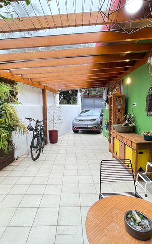 Casa para alugar com 220m², 4 quartos e 2 vagas Casa para alugar com 220m², 4 quartos e 2 vagasGaragem