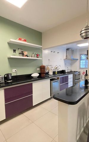 Casa para alugar com 220m², 4 quartos e 2 vagas Casa para alugar com 220m², 4 quartos e 2 vagasCozinha