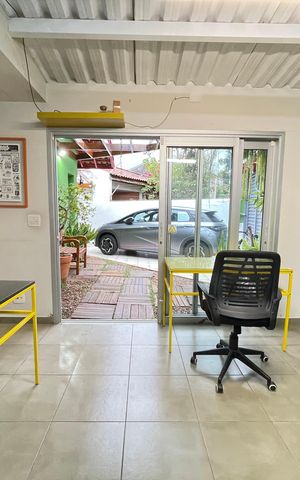 Casa para alugar com 220m², 4 quartos e 2 vagas Casa para alugar com 220m², 4 quartos e 2 vagasEscritório
