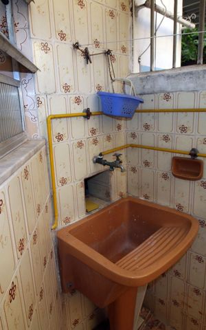 Apartamento à venda com 80m², 3 quartos e 1 vagaÁrea de Serviço