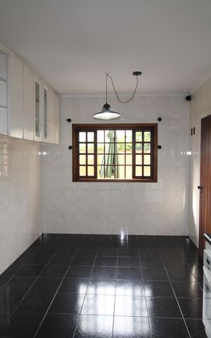 Casa para alugar com 160m², 3 quartos e 4 vagasCozinha