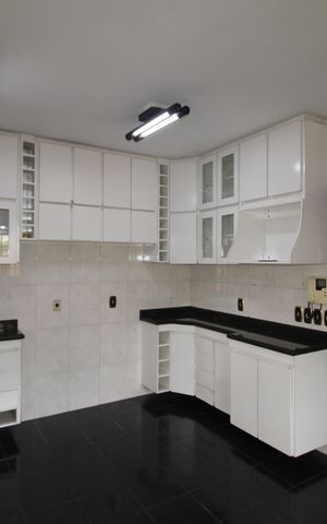 Casa para alugar com 160m², 3 quartos e 4 vagasCozinha