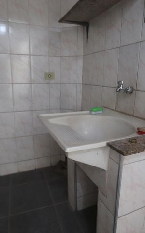 Casa à venda com 372m², 3 quartos e 1 vagaLavanderia