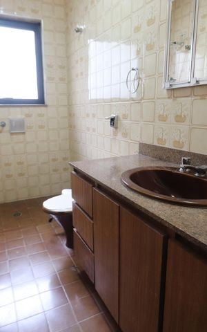 Casa à venda com 372m², 3 quartos e 1 vagaBanheiro Social