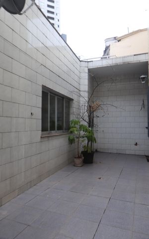 Casa à venda com 372m², 3 quartos e 1 vagaQuintal