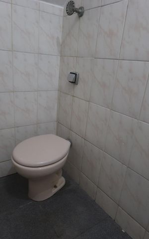 Casa à venda com 372m², 3 quartos e 1 vagaBanheiro de serviço