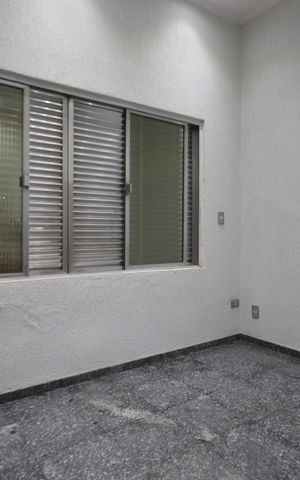 Casa à venda com 372m², 3 quartos e 1 vagaSala