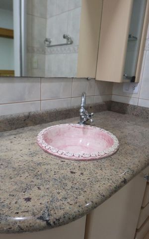 Casa à venda com 372m², 3 quartos e 1 vagaBanheiro da Suíte