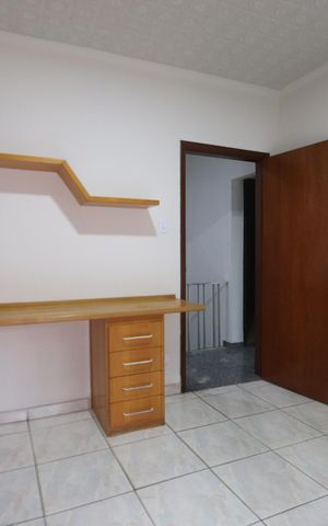 Casa à venda com 372m², 3 quartos e 1 vagaQuarto 2