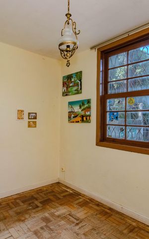 Casa à venda com 95m², 2 quartos e 2 vagas Casa à venda com 95m², 2 quartos e 2 vagasCopa