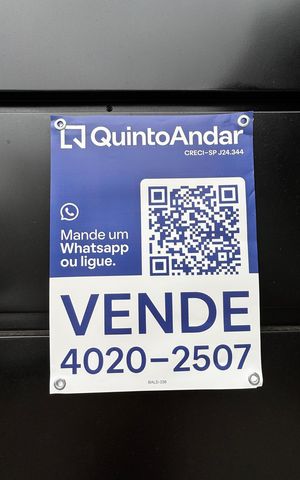 Casa à venda com 74m², 2 quartos e 2 vagas Casa à venda com 74m², 2 quartos e 2 vagasFachada