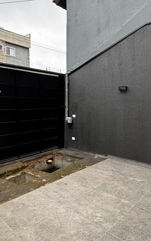 Casa à venda com 74m², 2 quartos e 2 vagas Casa à venda com 74m², 2 quartos e 2 vagasGaragem