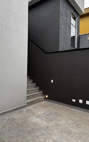 Casa à venda com 74m², 2 quartos e 2 vagas Casa à venda com 74m², 2 quartos e 2 vagasGaragem