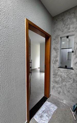 Casa à venda com 74m², 2 quartos e 2 vagas Casa à venda com 74m², 2 quartos e 2 vagasEntrada