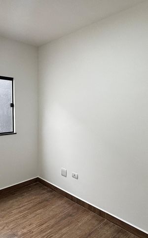 Casa à venda com 74m², 2 quartos e 2 vagas Casa à venda com 74m², 2 quartos e 2 vagasQuarto
