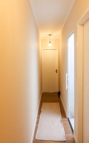 Casa à venda com 120m², 3 quartos e 2 vagasCorredor
