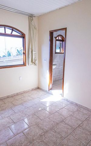 Casa para alugar com 1120m², 3 quartos e 2 vagas Casa para alugar com 1120m², 3 quartos e 2 vagasSuíte