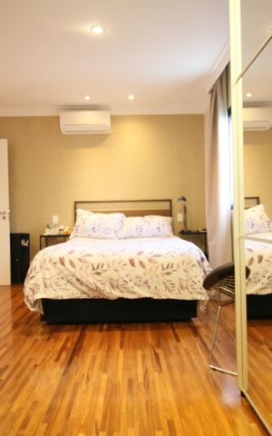 Apartamento à venda com 380m², 4 quartos e 4 vagasSuíte 2