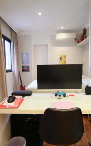 Apartamento à venda com 380m², 4 quartos e 4 vagasSuíte 1