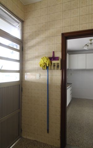 Apartamento à venda com 221m², 3 quartos e 3 vagasÁrea de Serviço