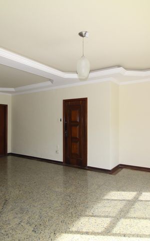 Apartamento à venda com 221m², 3 quartos e 3 vagasSala