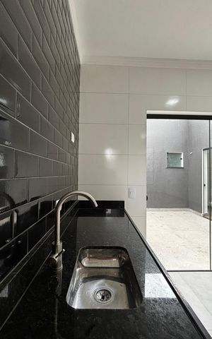 Casa à venda com 74m², 2 quartos e 2 vagas Casa à venda com 74m², 2 quartos e 2 vagasSala - Cozinha