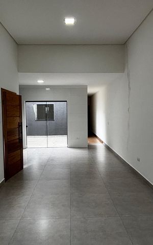 Casa à venda com 74m², 2 quartos e 2 vagas Casa à venda com 74m², 2 quartos e 2 vagasSala - Cozinha