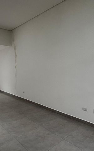 Casa à venda com 74m², 2 quartos e 2 vagas Casa à venda com 74m², 2 quartos e 2 vagasSala - Cozinha