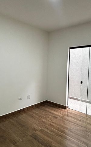 Casa à venda com 74m², 2 quartos e 2 vagas Casa à venda com 74m², 2 quartos e 2 vagasSuite