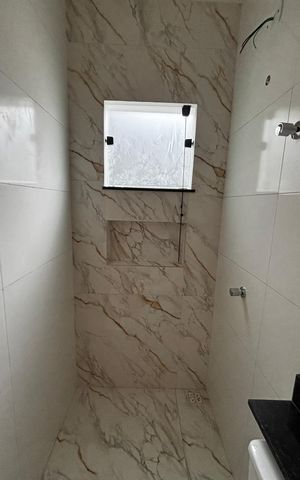 Casa à venda com 74m², 2 quartos e 2 vagas Casa à venda com 74m², 2 quartos e 2 vagasBanheiro