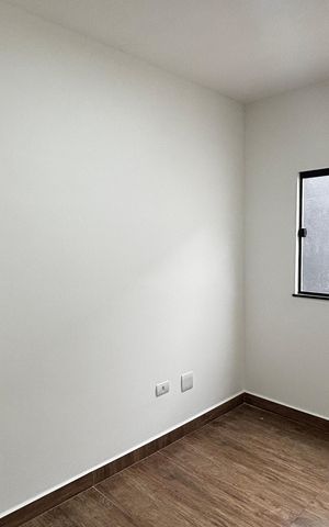 Casa à venda com 74m², 2 quartos e 2 vagas Casa à venda com 74m², 2 quartos e 2 vagasQuarto