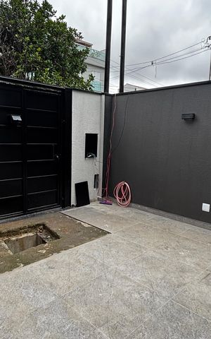 Casa à venda com 74m², 2 quartos e 2 vagas Casa à venda com 74m², 2 quartos e 2 vagasGaragem