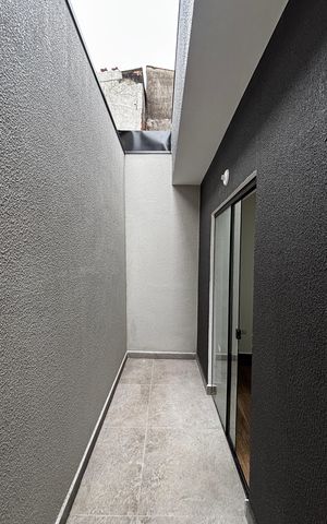 Casa à venda com 74m², 2 quartos e 2 vagas Casa à venda com 74m², 2 quartos e 2 vagasVaranda da Suíte