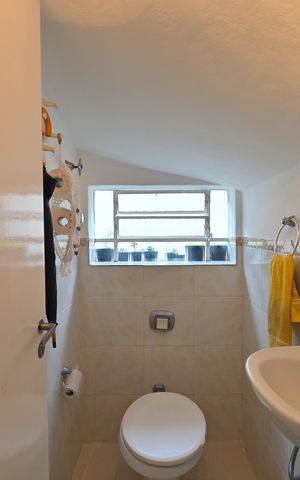 Casa para alugar com 100m², 2 quartos e 2 vagasLavabo