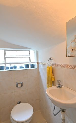 Casa para alugar com 100m², 2 quartos e 2 vagasLavabo