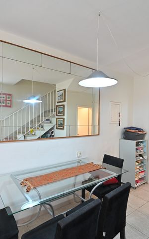 Casa para alugar com 100m², 2 quartos e 2 vagasSala
