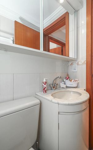 Apartamento à venda com 77m², 2 quartos e 1 vagaBanheiro