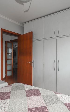 Apartamento à venda com 77m², 2 quartos e 1 vagaQuarto