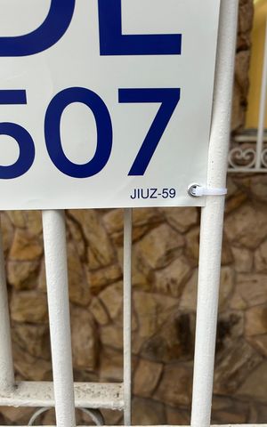 Casa de condomínio à venda com 200m², 3 quartos e 1 vaga