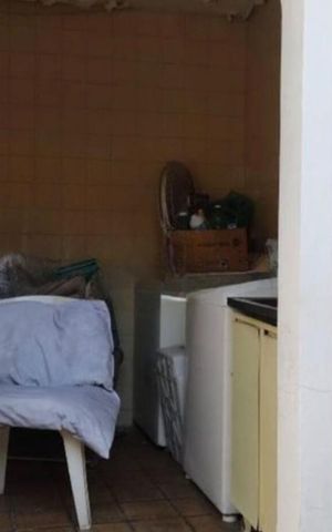 Casa à venda com 169m², 4 quartos e 4 vagas