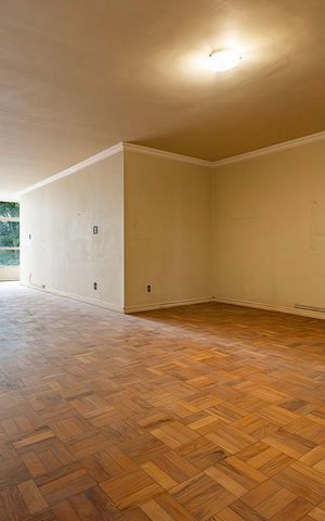 Apartamento à venda com 186m², 3 quartos e 1 vaga Apartamento à venda com 186m², 3 quartos e 1 vagaSala
